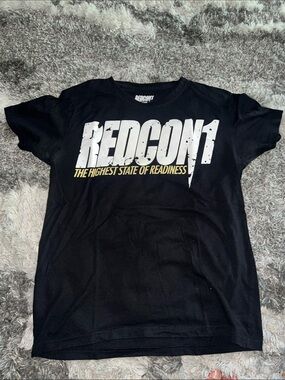 Men’s Medium REDCON1 Black Graphic Tee with White & Yellow Logo